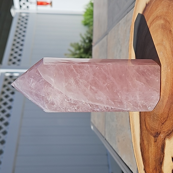 Rose Quartz Tower High Quality Gemmy 830 grams large sized 6.5" super saturated - Picture 2 of 5